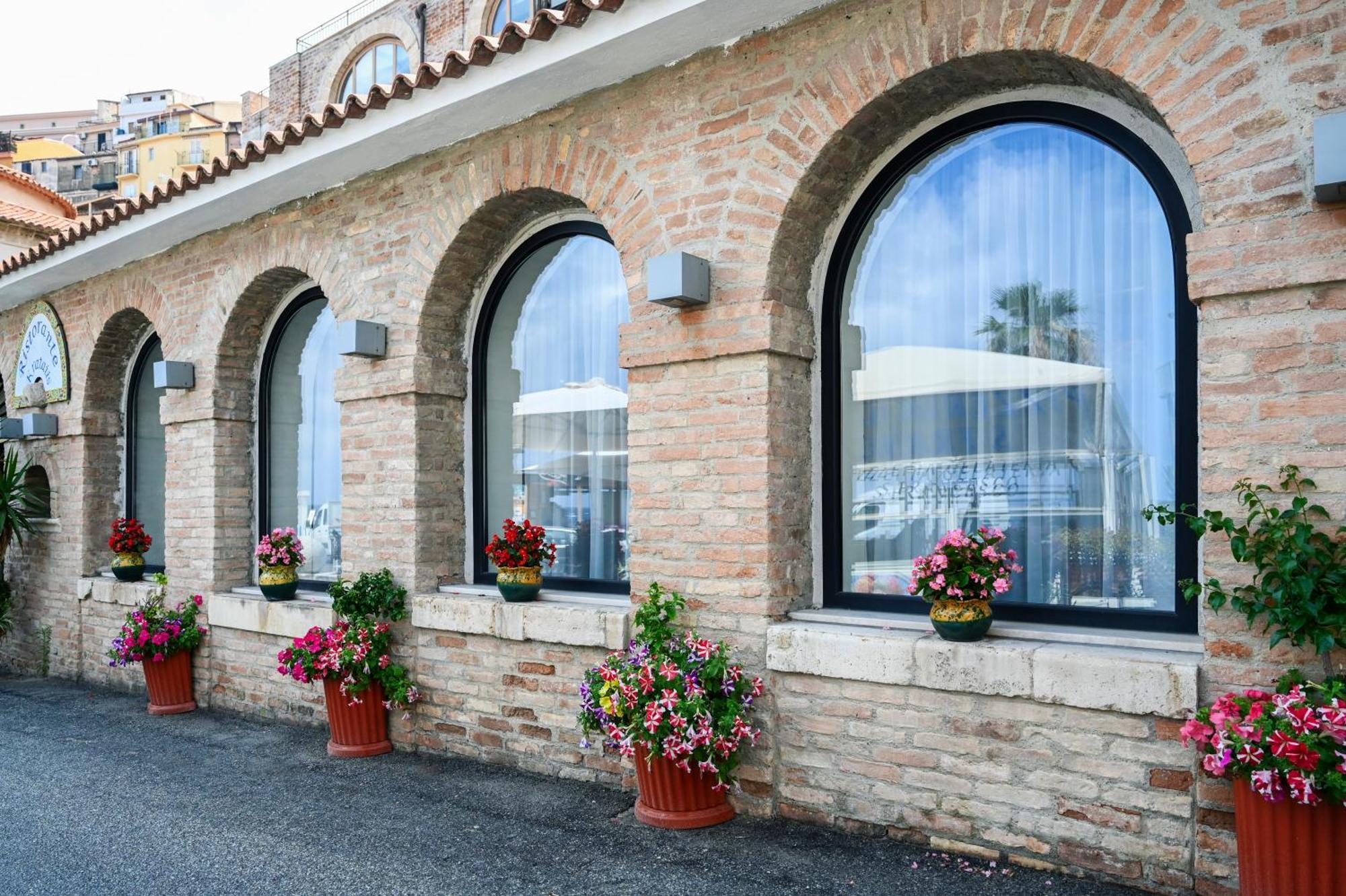 Palazzo Krataiis Hotel