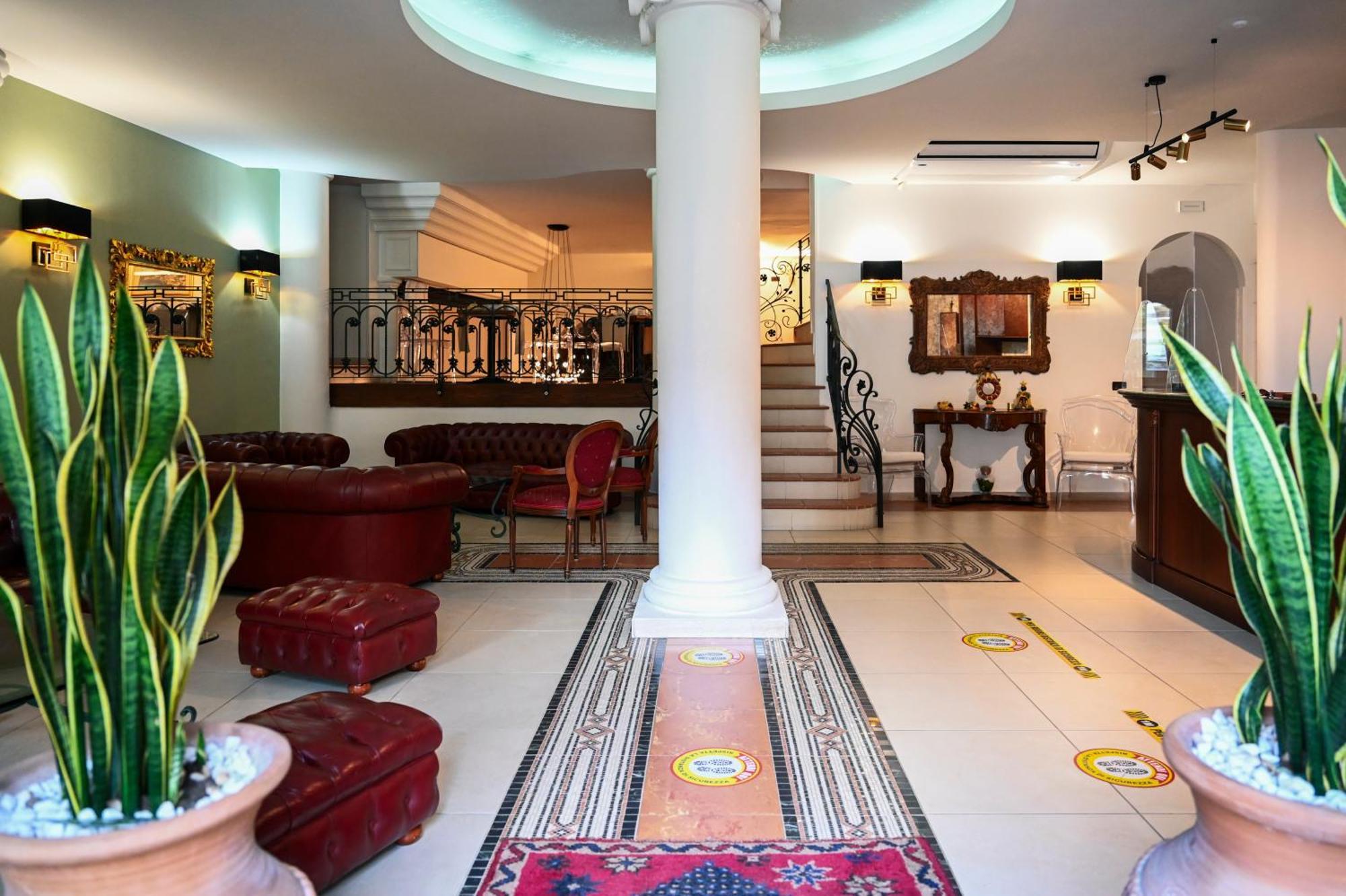 Palazzo Krataiis 4*