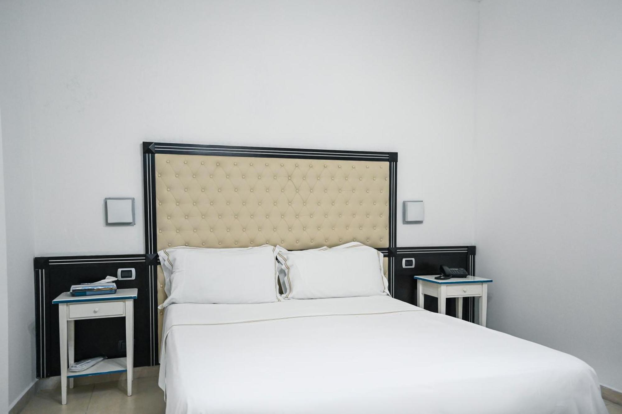 Hotel Palazzo Krataiis 4*
